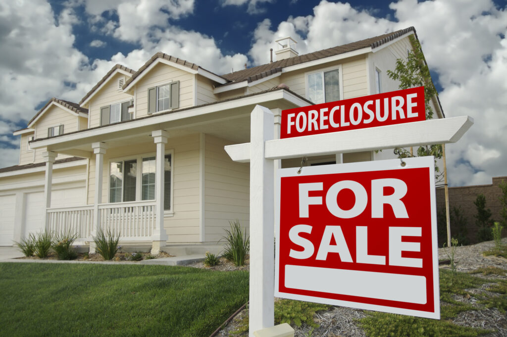 What Is Foreclosure And How Does It Work A Basic Guide Bonnie 